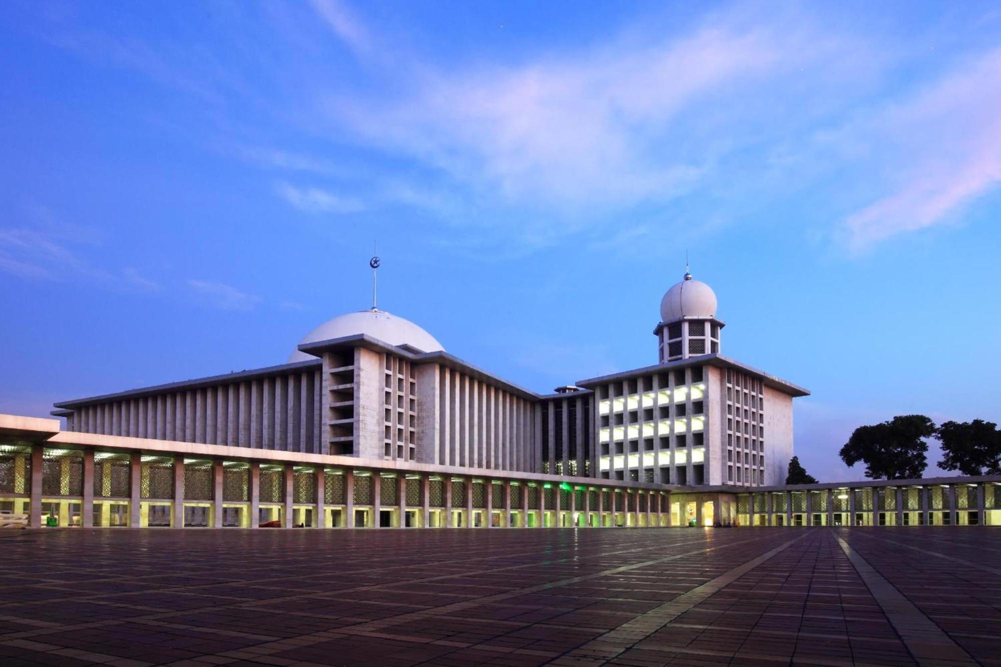 OYO 91328 Fiducia Capsule Hotel Yakarta Exterior foto